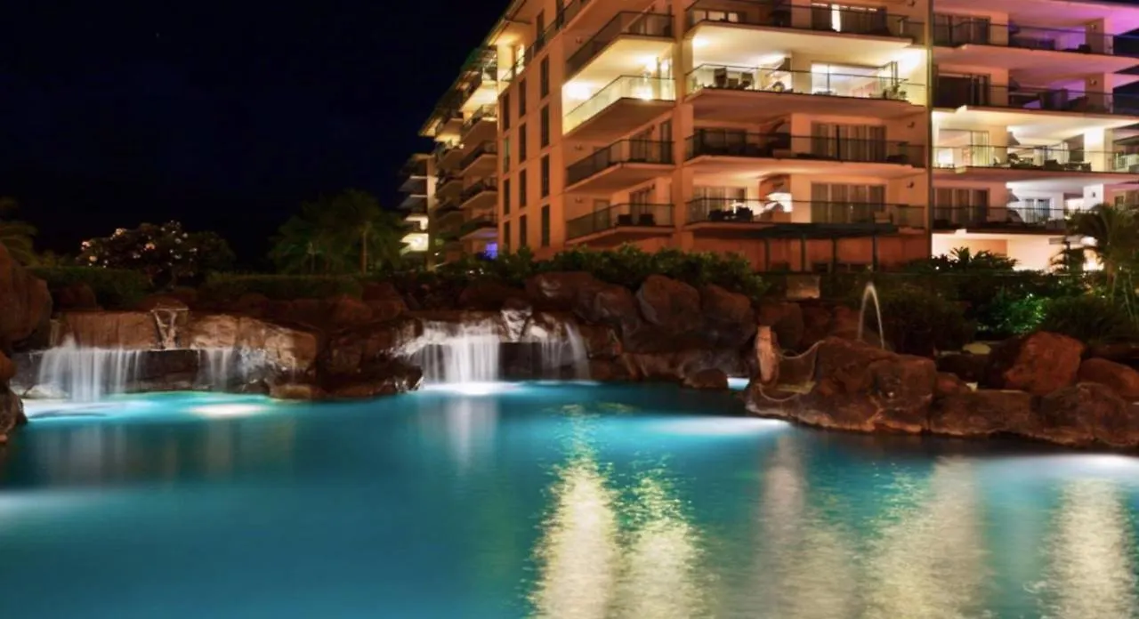 2 Bedroom Ocean View Luxury Resort Condo With Extra Large Balcony Lāhainā Apartment