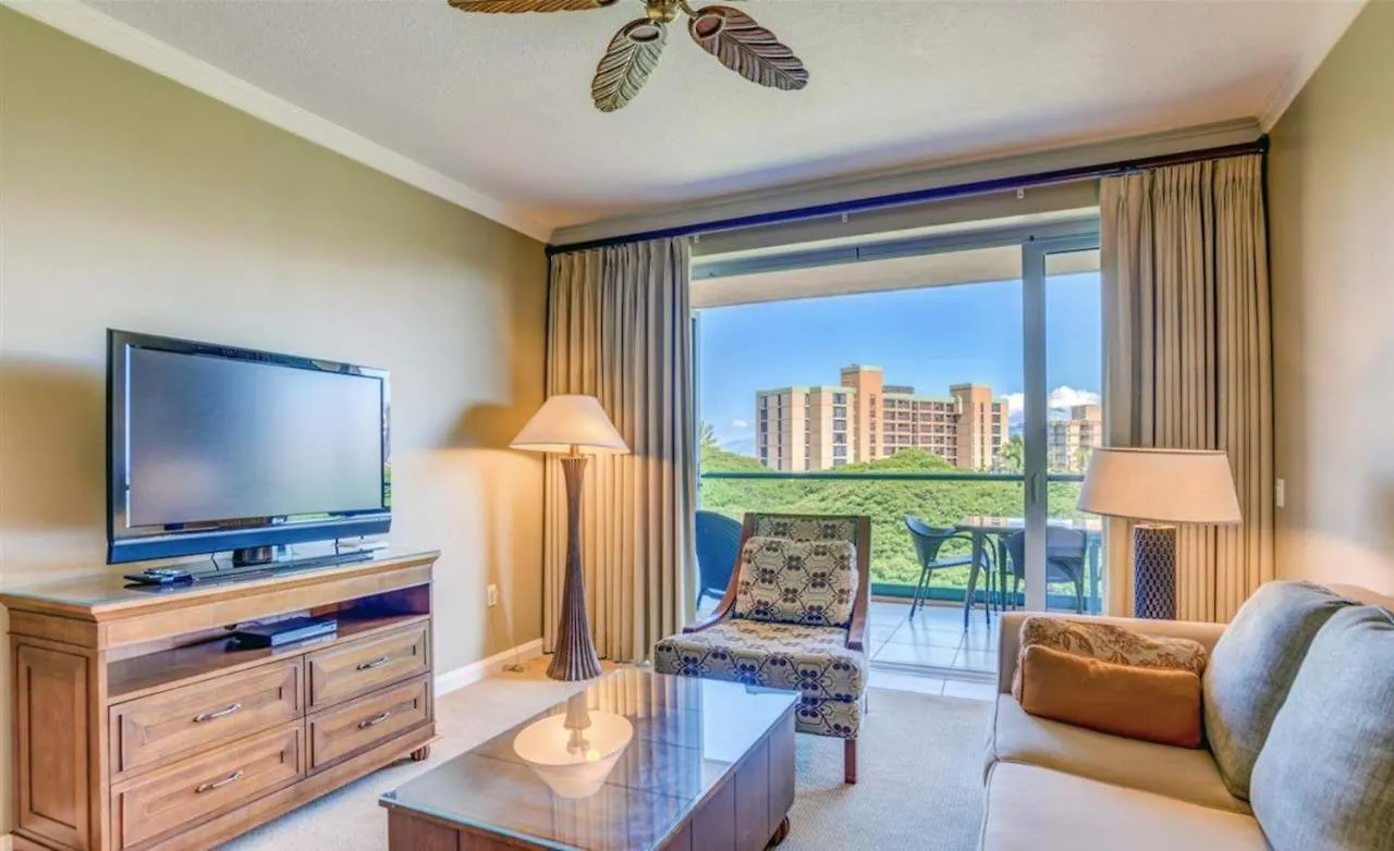 Apartment 2 Bedroom Ocean View Luxury Resort Condo With Extra Large Balcony Lāhainā